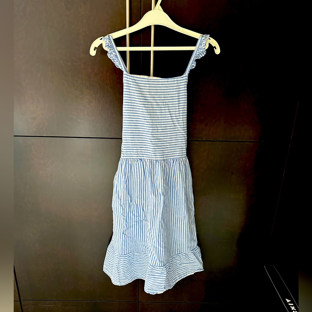 GAP girls linen/cotton striped dress. Size XXL